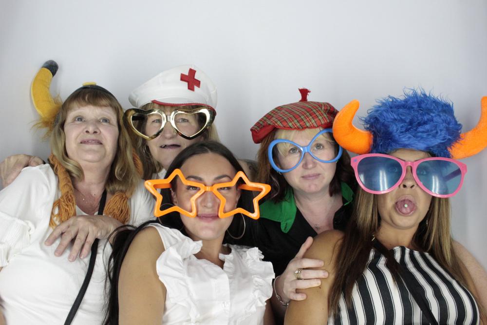 Lisa's 50th Birthday  | View more photos from the event at gallery.myphotoboothexperience.co.uk/u/MyPhotoBoothExperienceLtd/Lisas-50th-Birthday